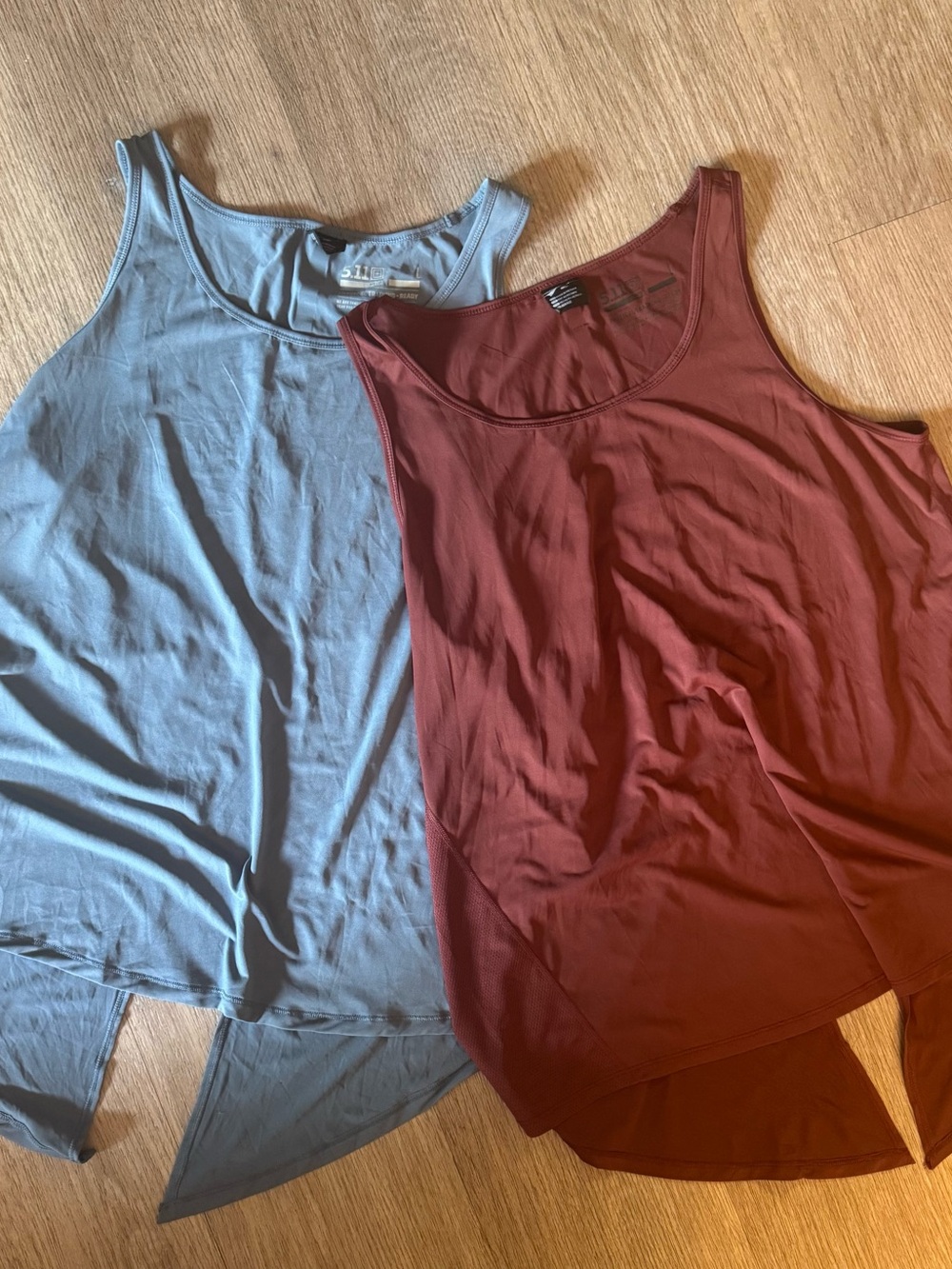 5.11 Tactical Women's Tank Top Blue & Red Split Hem Sleeveless Shirt L Lot of 2